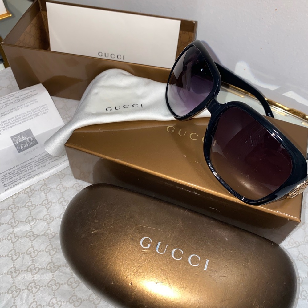 Authentic black women gucci sunglasses